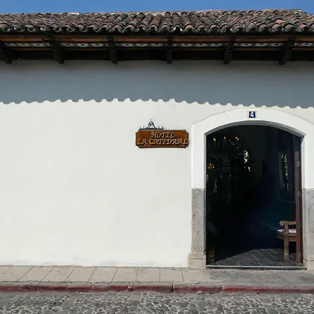Hotel La Catedral-2